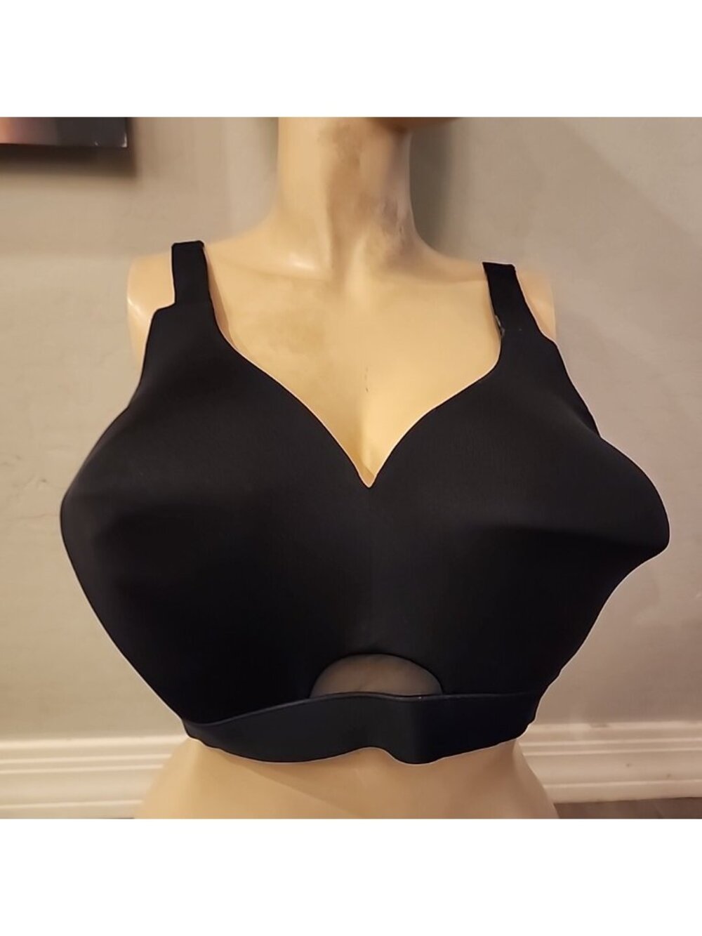 Cacique Bra 48C Lightly Lined No Wire Black